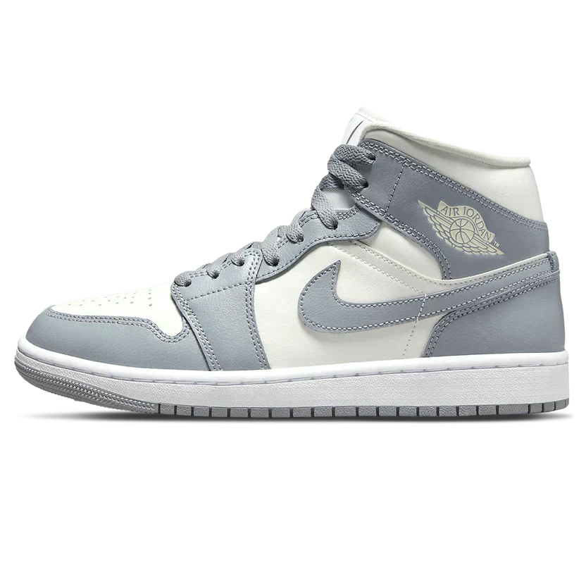 Air Jordan 1 Mid 'Stealth'